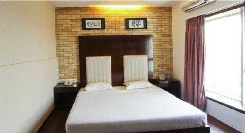 Fabhotel Savoy Suites Mumbai Airport Ngoại thất bức ảnh