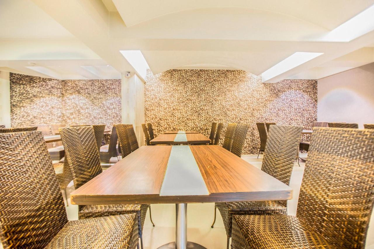 Fabhotel Savoy Suites Mumbai Airport Ngoại thất bức ảnh